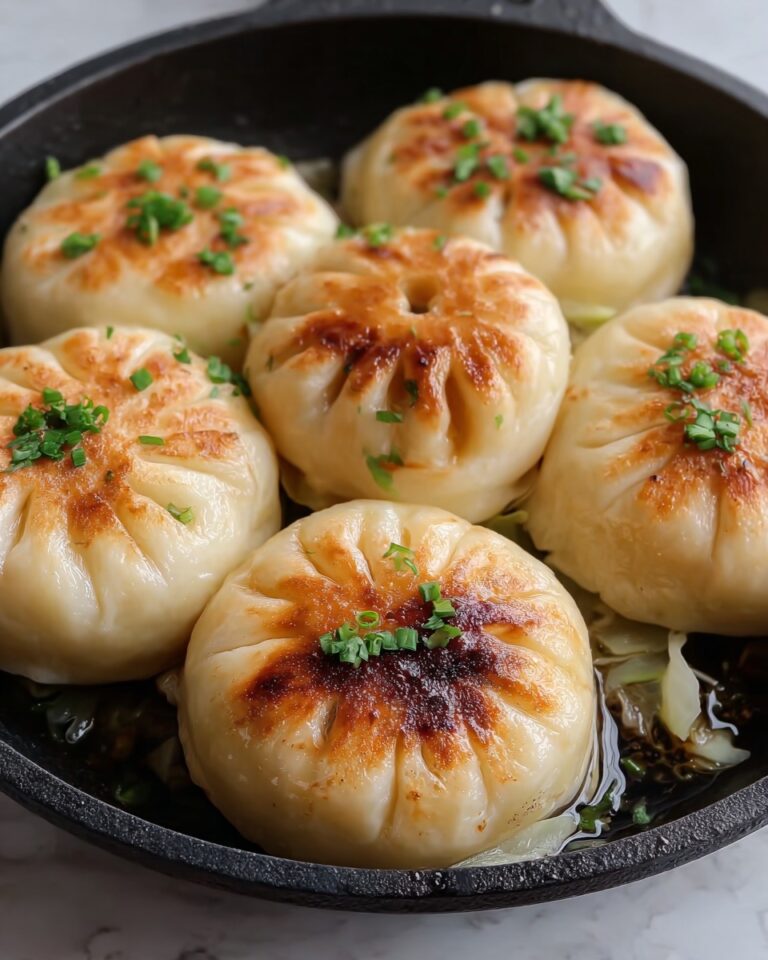 Pan-Fried Cabbage and Noodle Buns Recipe
