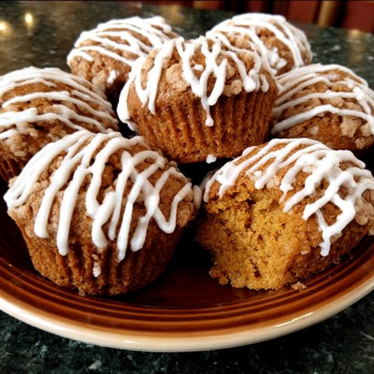 Sweet Potato Muffins with Cinnamon Pecan Streusel Recipe